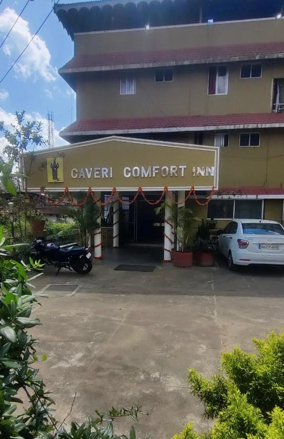 Hotel Caveri Comfort Inn 마디케리 외부 사진