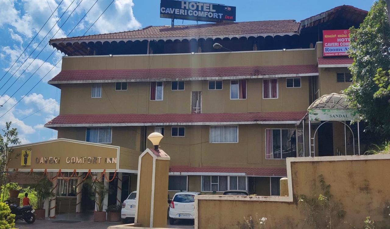 Hotel Caveri Comfort Inn 마디케리 외부 사진