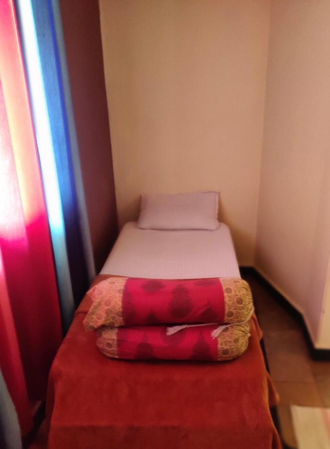Hotel Caveri Comfort Inn 마디케리 외부 사진
